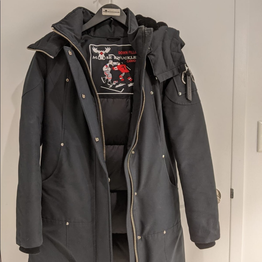 Moose Knuckle Parka - Style: Sterling Size Small in Navy Blue.